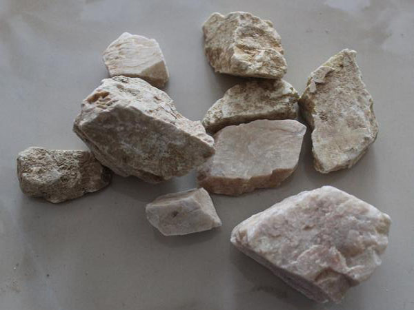 鉀長(zhǎng)石超細(xì)磨粉生產(chǎn)解決方案